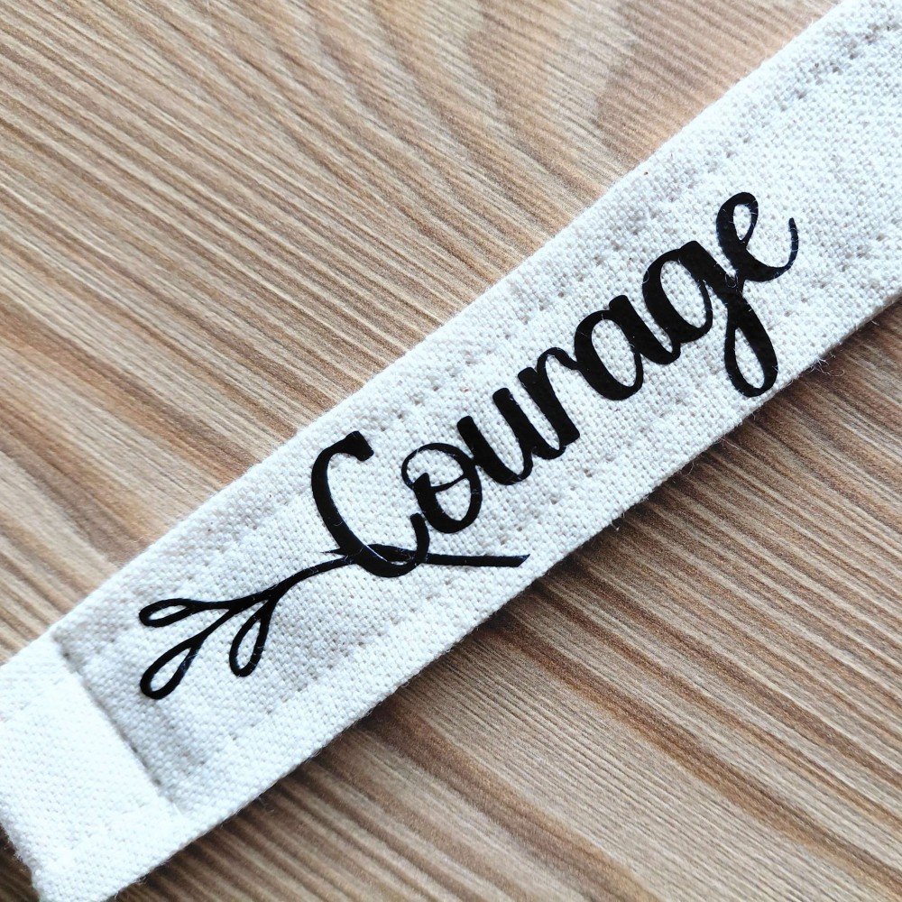 Porta Chaves Courage