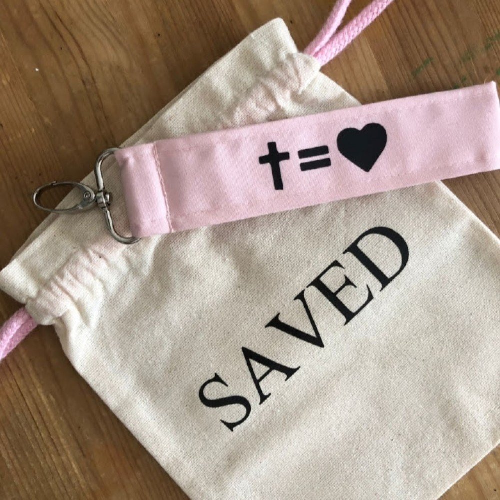 Porta Chave Personalizado com cruz em rosa 