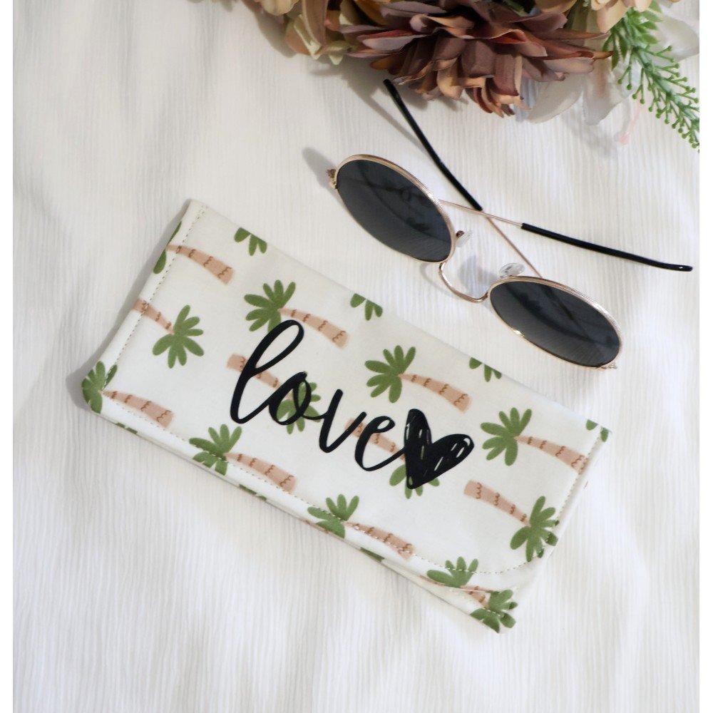 Porta Óculos de Tecido Love 