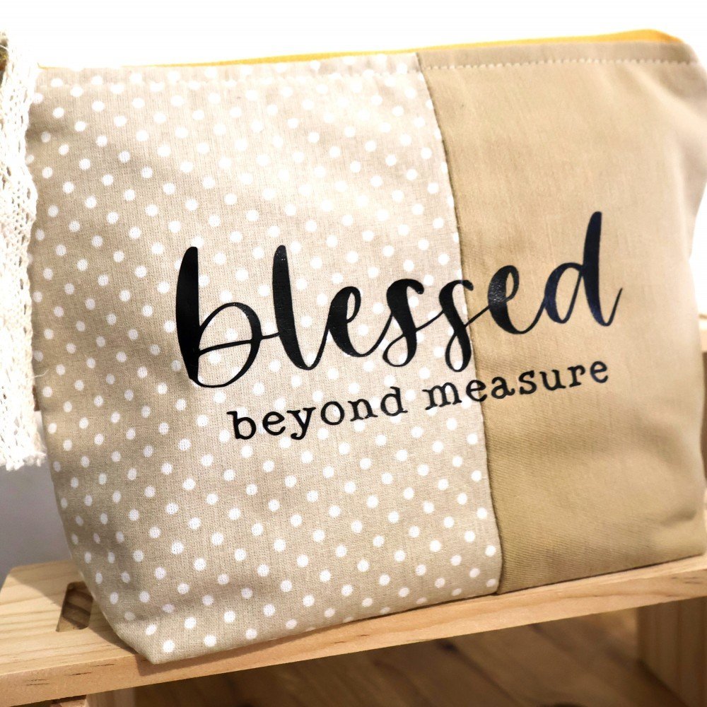 Necessaire Blessed Castanho