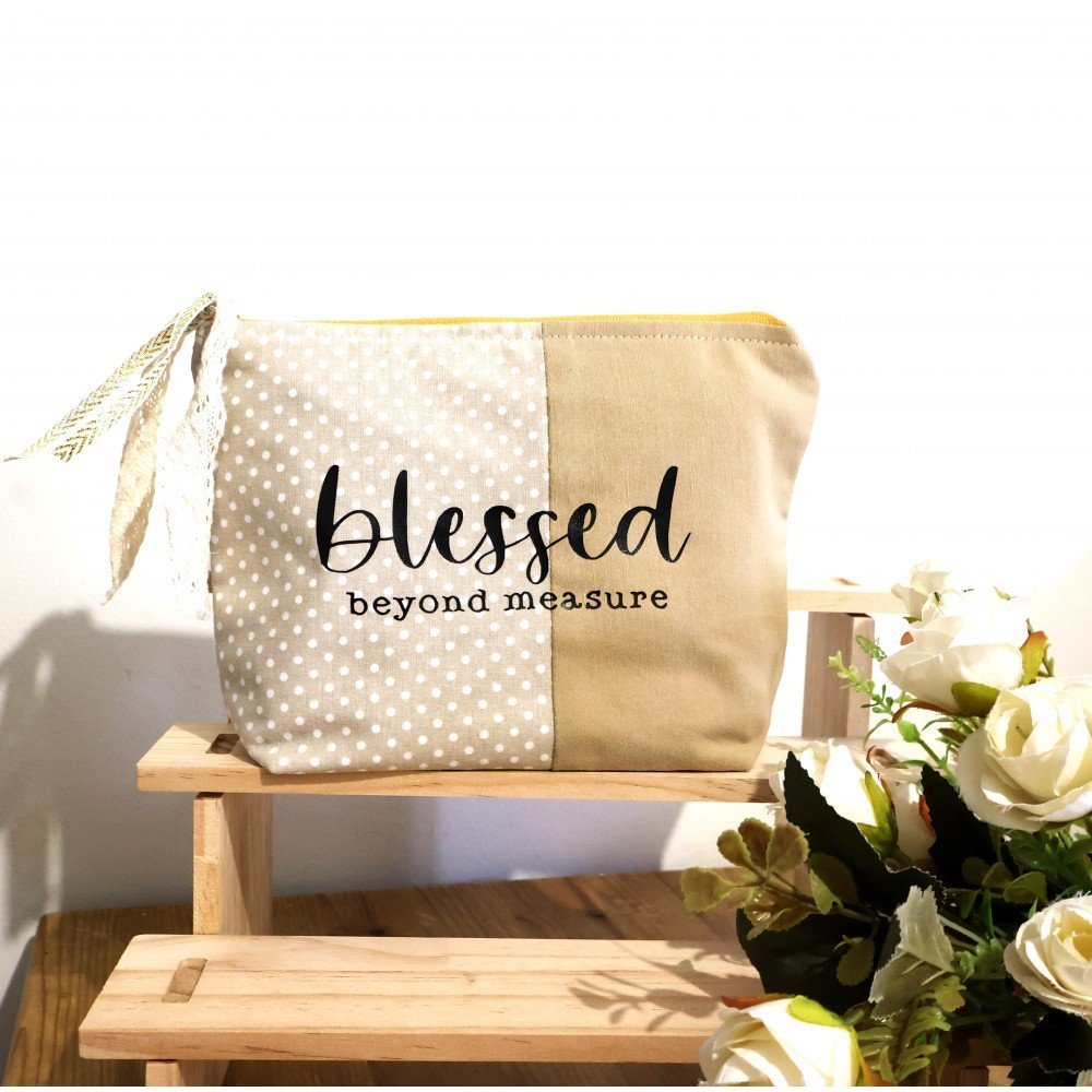 Necessaire Blessed Castanho