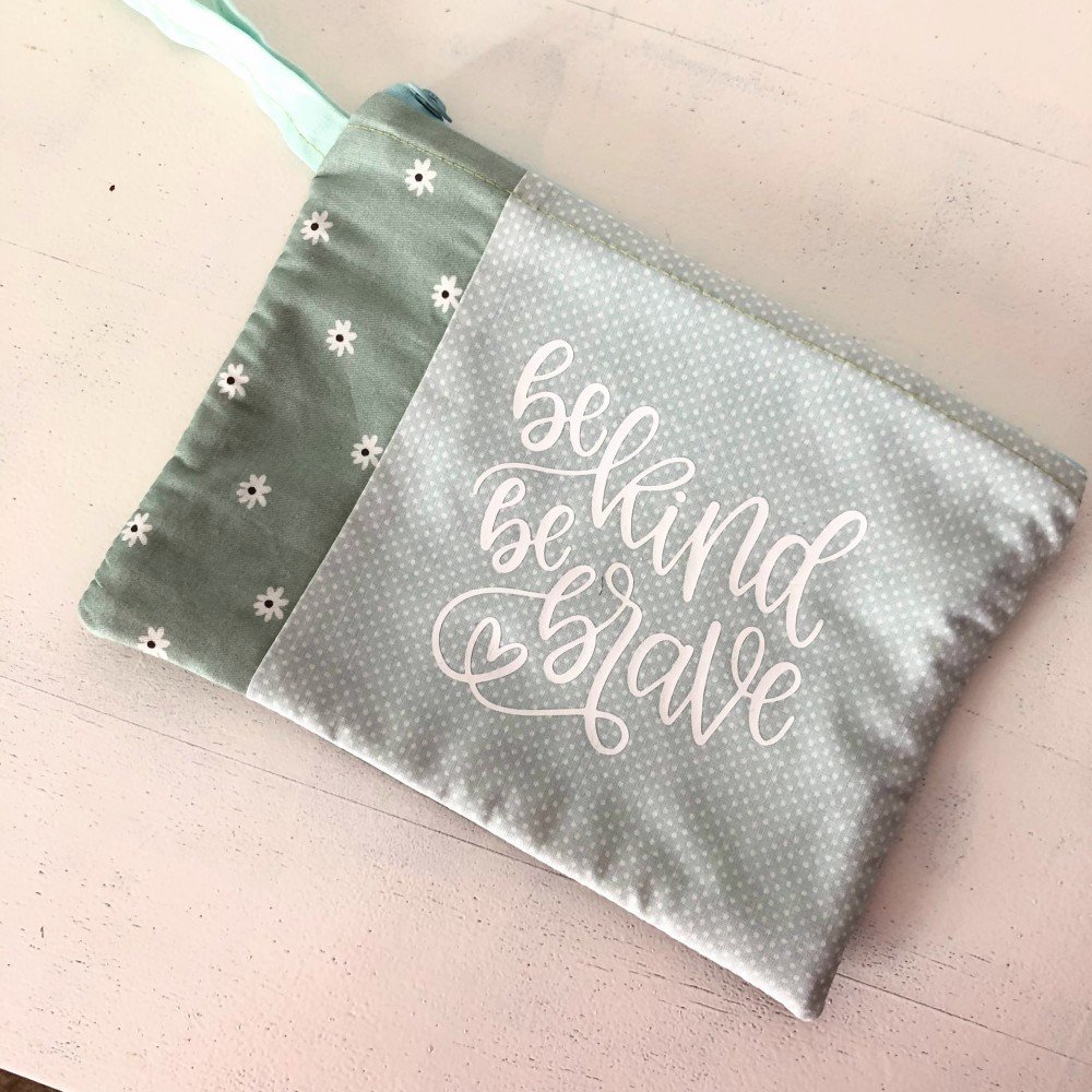 Estojo Be kind