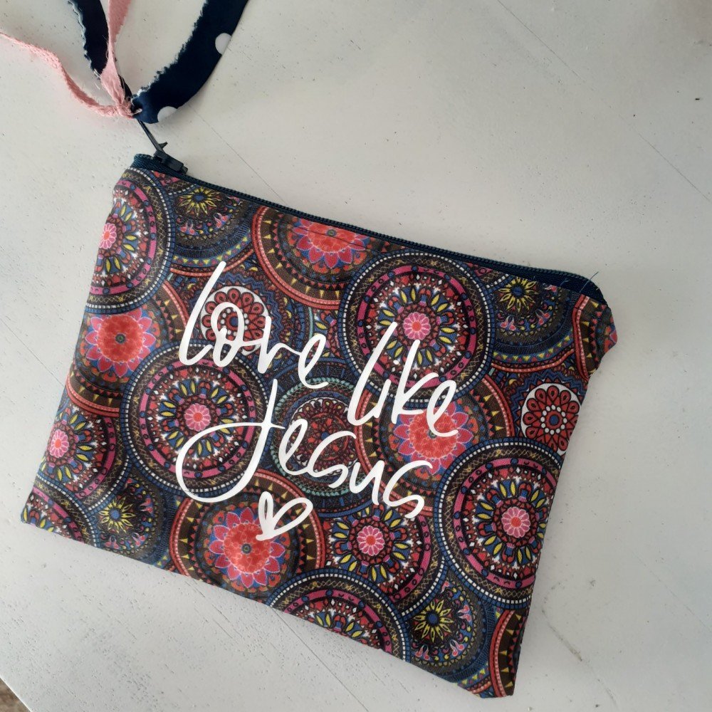 Necessaire Love