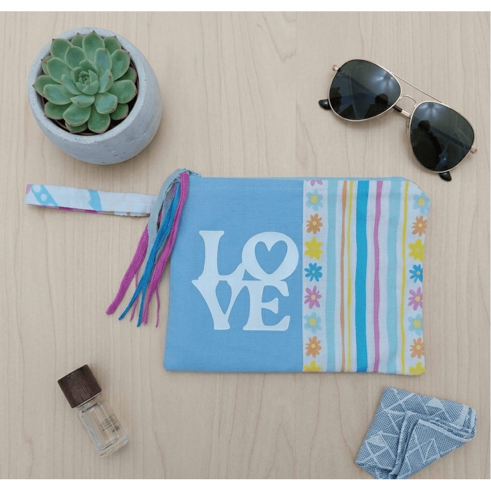 Estojo Love Azul