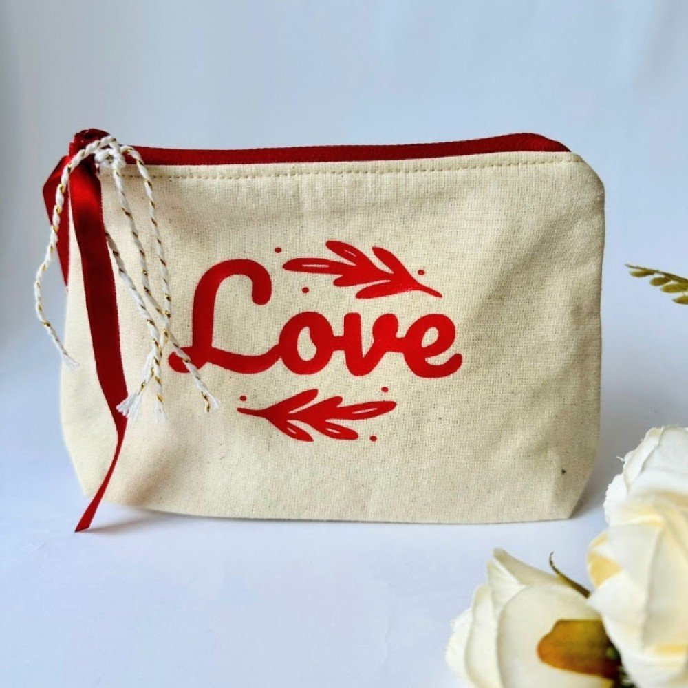 Estojo Love Creme