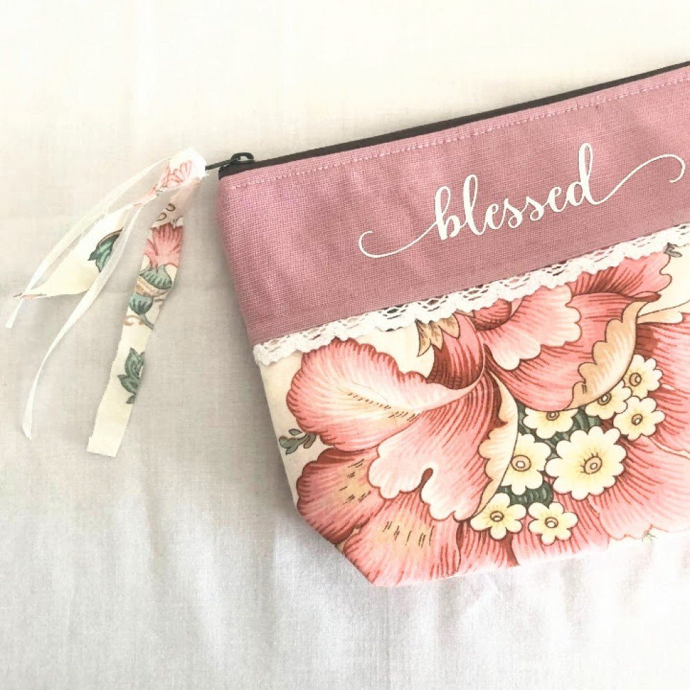 Necessaire Blessed
