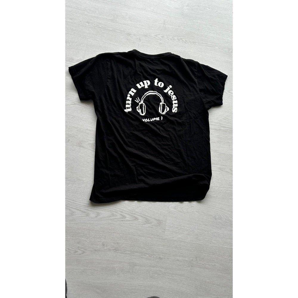 Tshirt preta turn up to Jesus 
