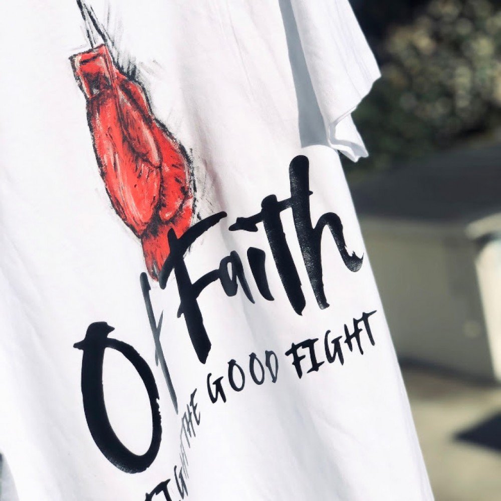 T-shirt Combate da Fé