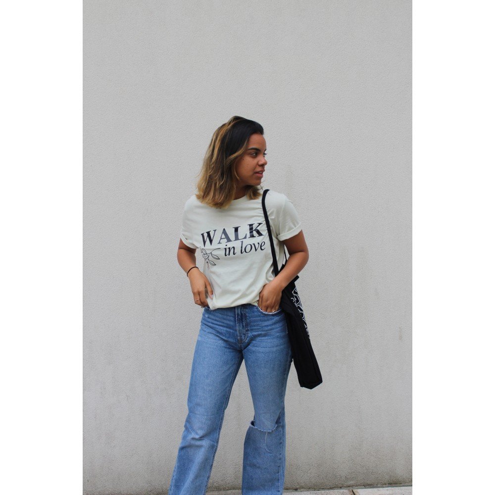 TSHIRT WALK IN LOVE