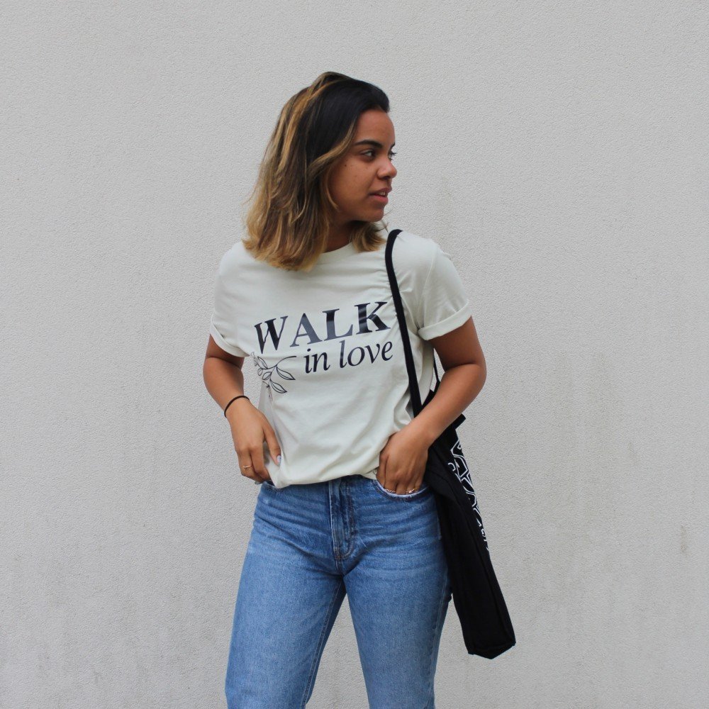 TSHIRT WALK IN LOVE